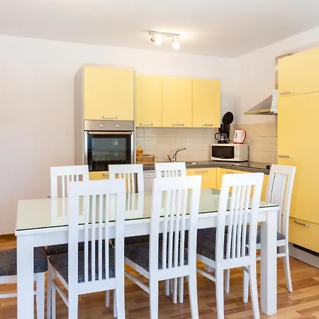Guest house Dragan K1