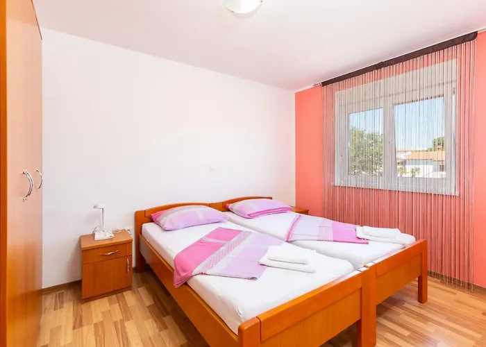 Gostinjska kuća Dragan K1 3*